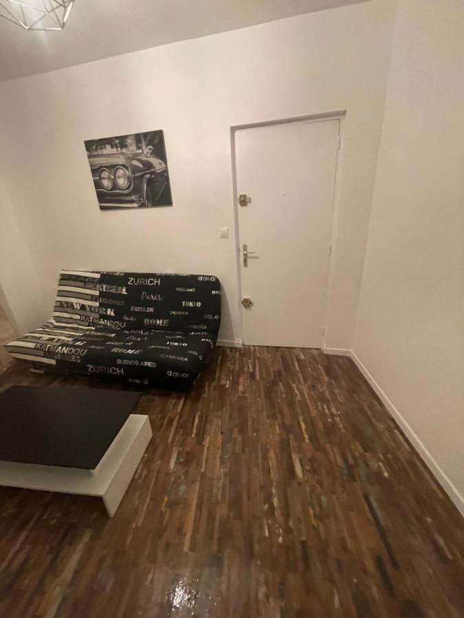 Logement Lagny Sur Marne Disneyland Paris Lägenhet Exteriör bild