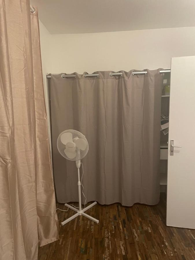 Logement Lagny Sur Marne Disneyland Paris Lägenhet Exteriör bild